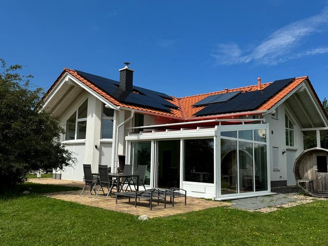 Villa Weißdorn in Boddenlage – Ferienhaus auf Rügen mit Hund